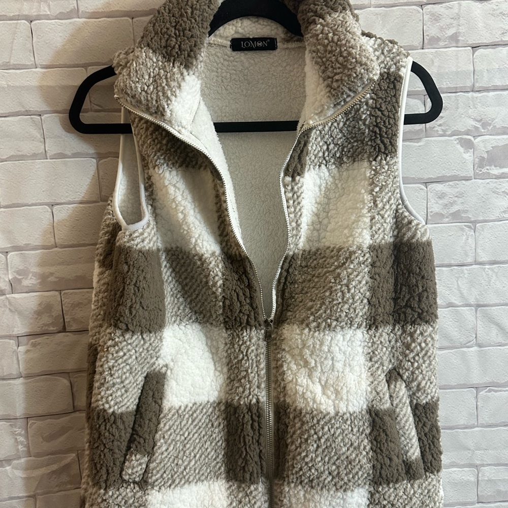 Cozy Plaid Sherpa Vest
